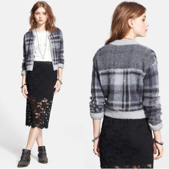Free People Jackets & Blazers - Free People knit coat Grey Plaid size medium